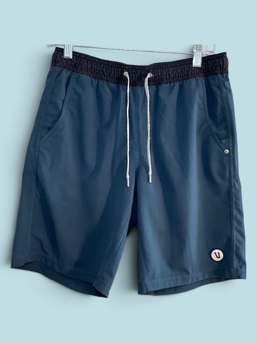 Vuori Men's Kore Short 9" Lined Dark Teal Blue w/ Micro-Dot Waistband Sz S (est)